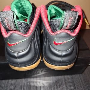 Nike Foamposites Pro size 9